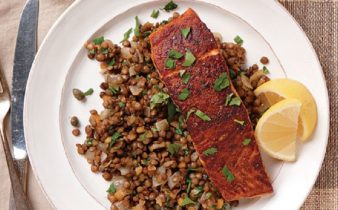 Salmão Temperado com Lentilhas Francesas