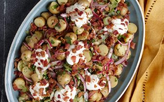 Salada de Batata Alemã com Cebola em Conserva