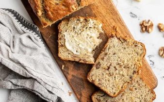 Pão de Banana com Iogurte